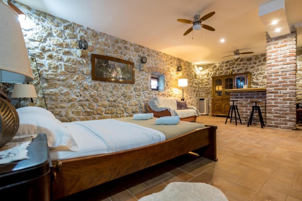 Rustical Nest Krk Old City 克尔克 外观 照片