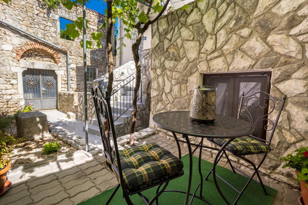 Rustical Nest Krk Old City 克尔克 外观 照片